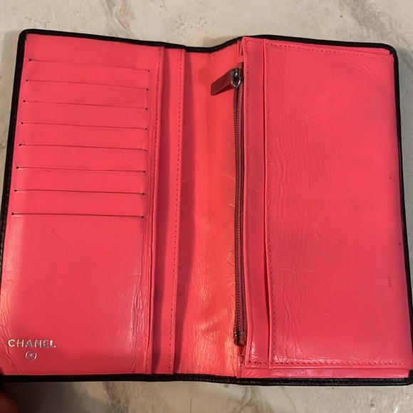 GUC Chanel Cambon Wallet - Picture 5 of 13